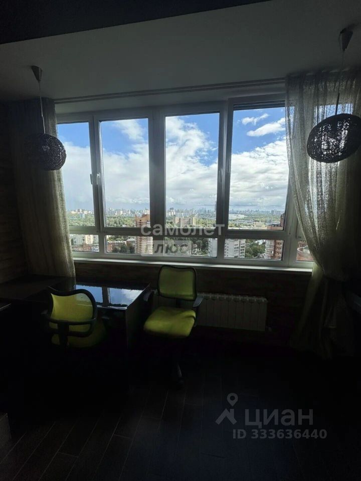 m. Khimki: Apartment, 3-rooms