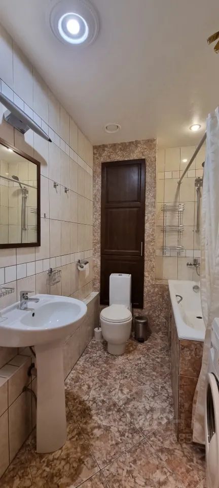 m. Kropotkinskaya: Apartment, 1-rooms