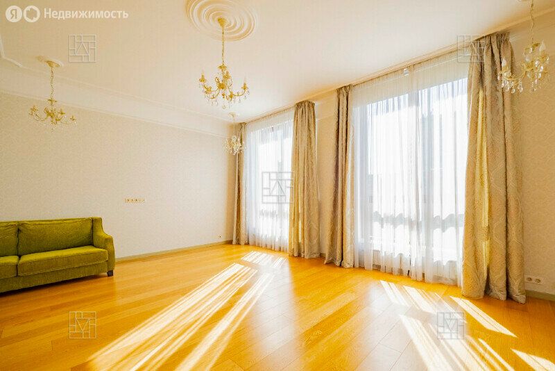 m. Frunzenskaya: Apartment, 4-rooms