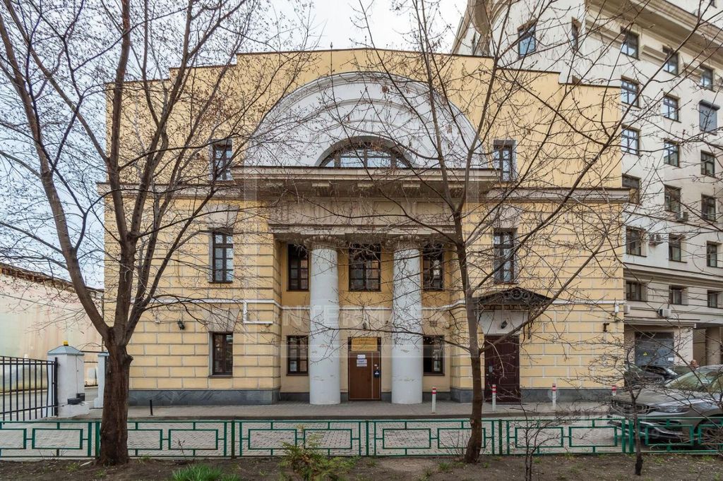 m. Dobryninskaya: Apartment, 4-rooms