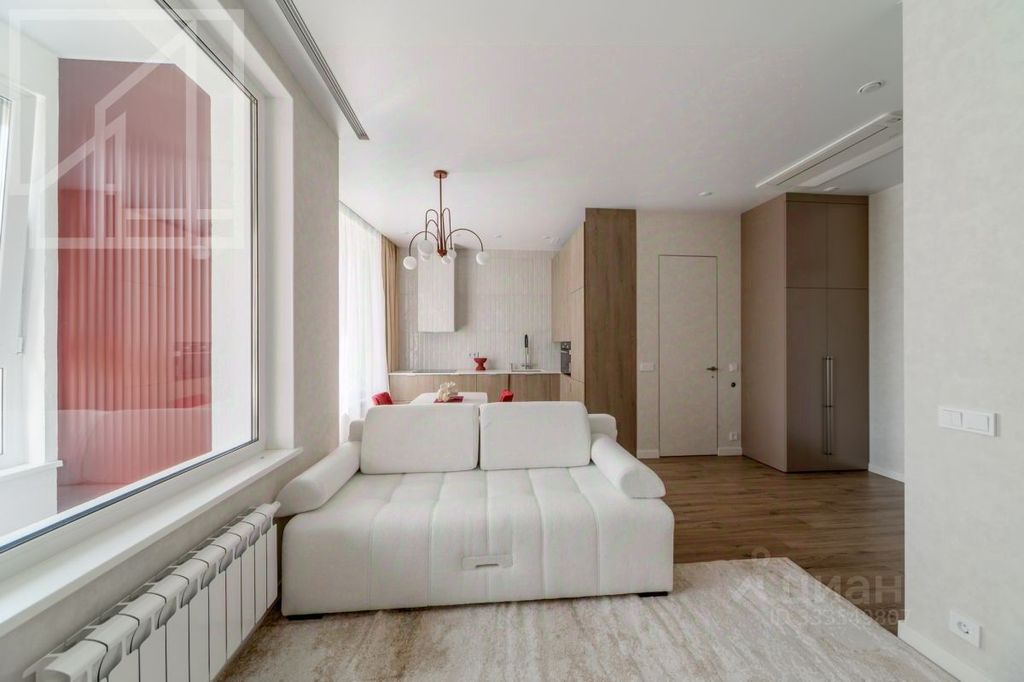 m. Verkhnie Kotly: Apartment, 2-rooms