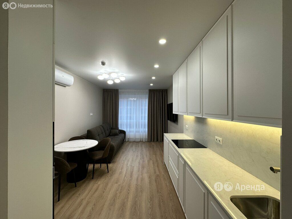 m. Aminyevskaya: Apartment, 2-rooms