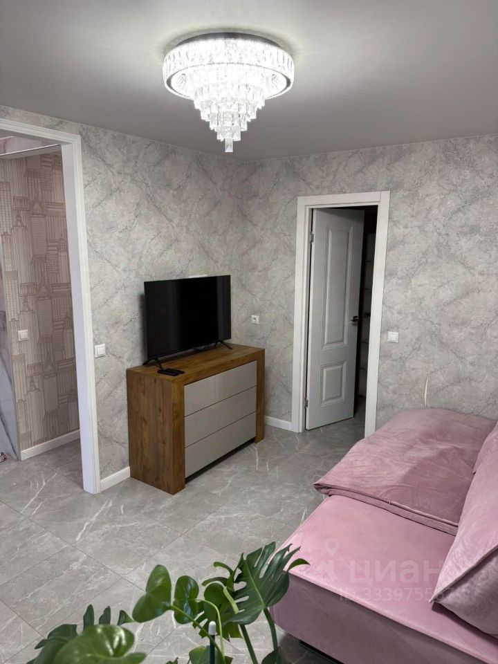 m. Saltykovskaya: Apartment, 1-rooms