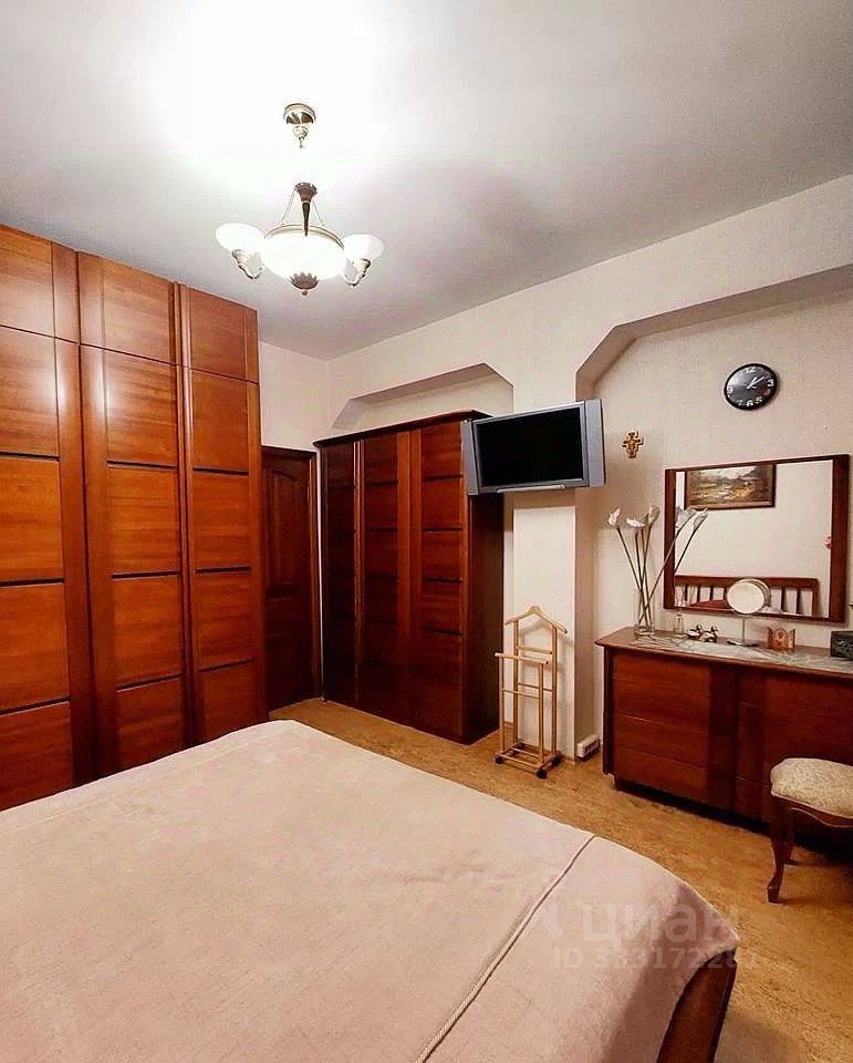 m. Tretyakovskaya: Apartment, 2-rooms