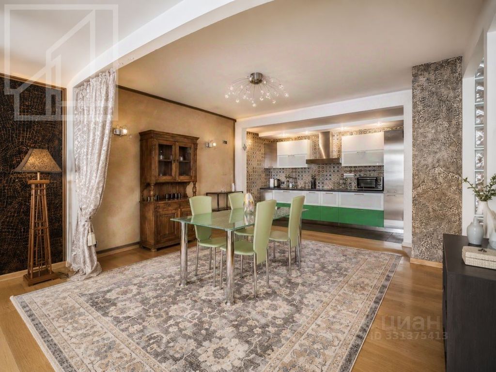 m. Belokamennaya: Apartment, 3-rooms