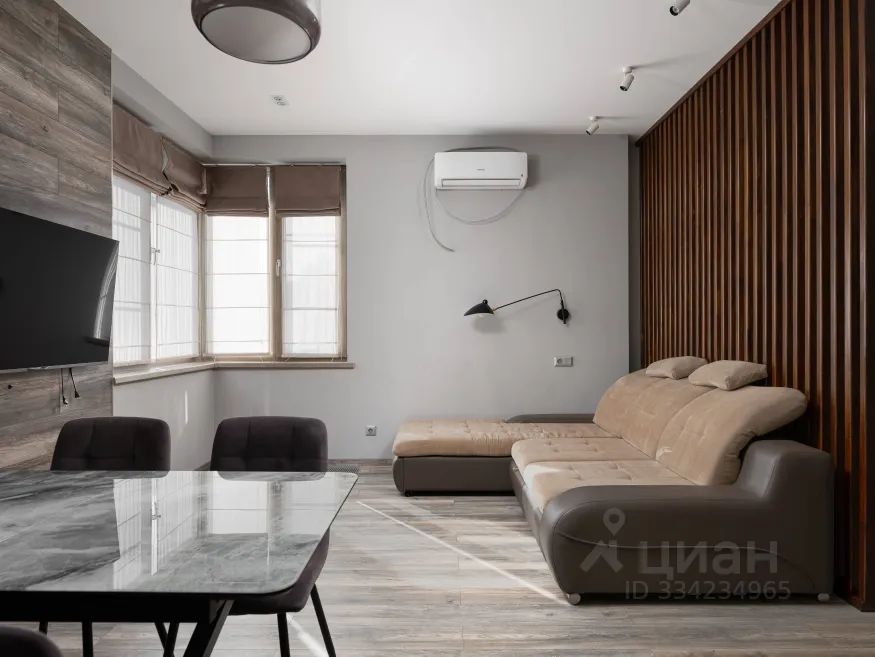 m. Kuzminki: Apartment, 2-rooms