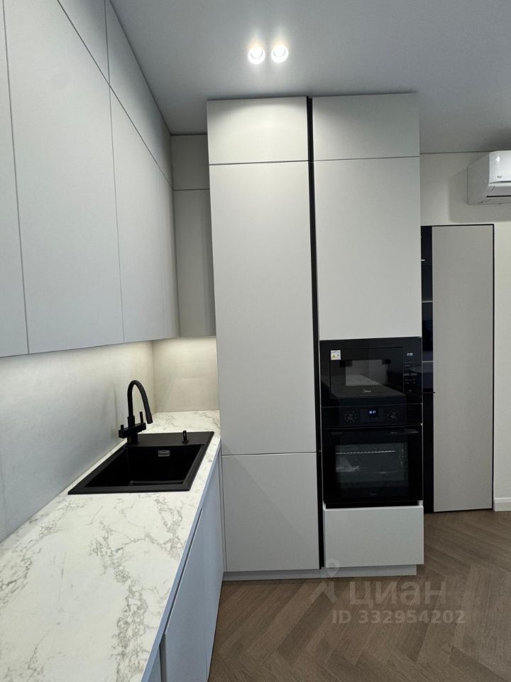 m. Michurinsky prospekt: Apartment, 2-rooms