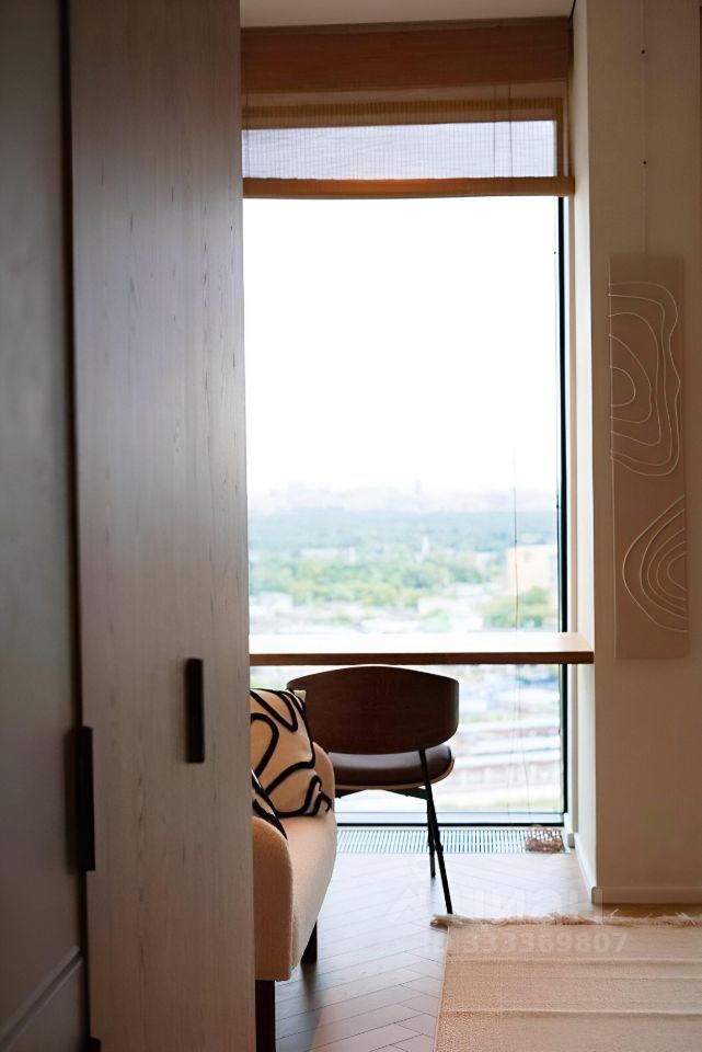 m. Maryina Roscha: Apartment, studio