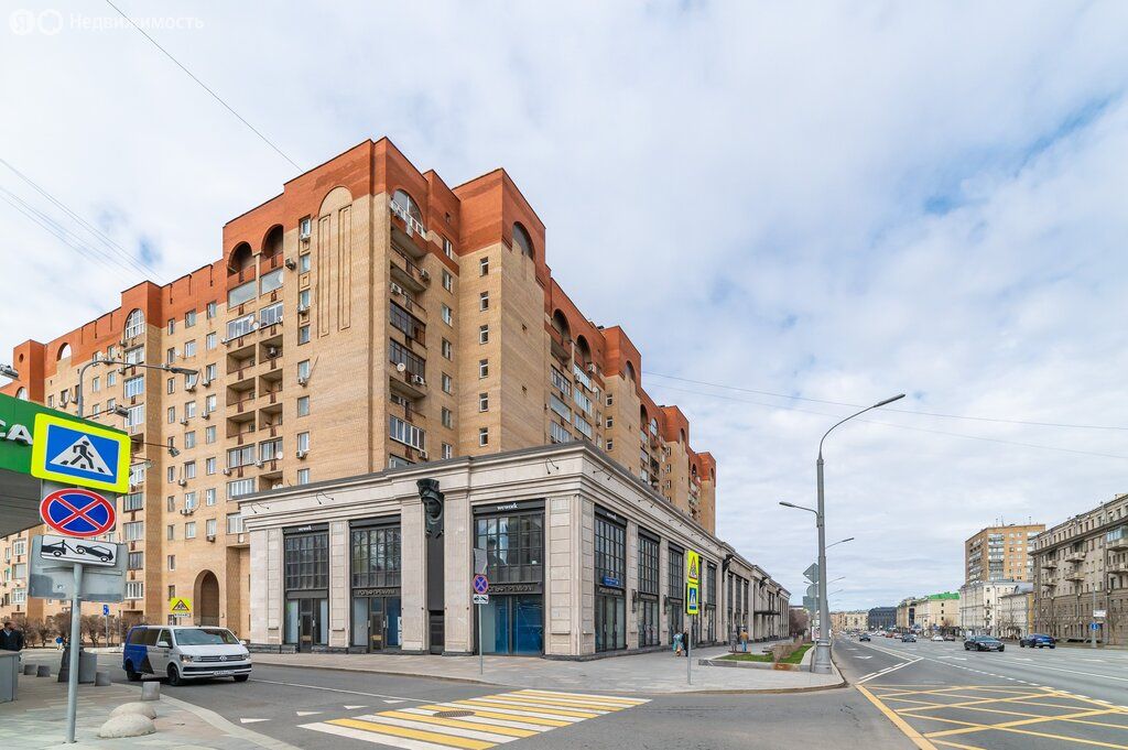 m. Polyanka: Apartment, 2-rooms