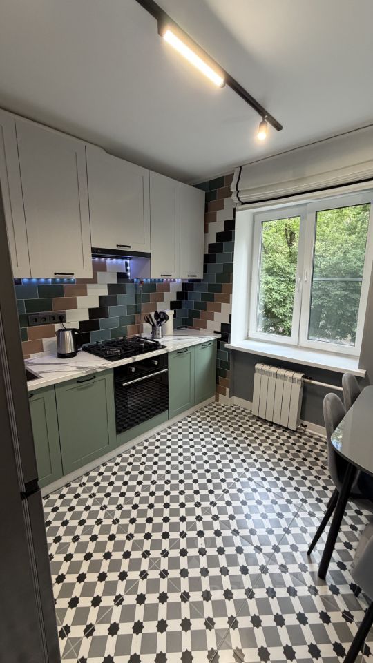 m. Tekstilschiki: Apartment, 2-rooms