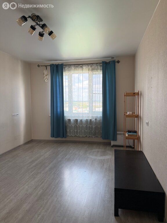 m. Ilyinskaya: Apartment, 3-rooms