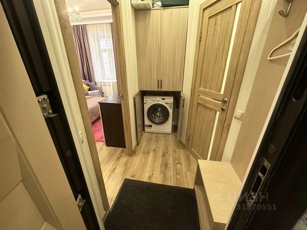 m. Borovitskaya: Apartment, 1-rooms