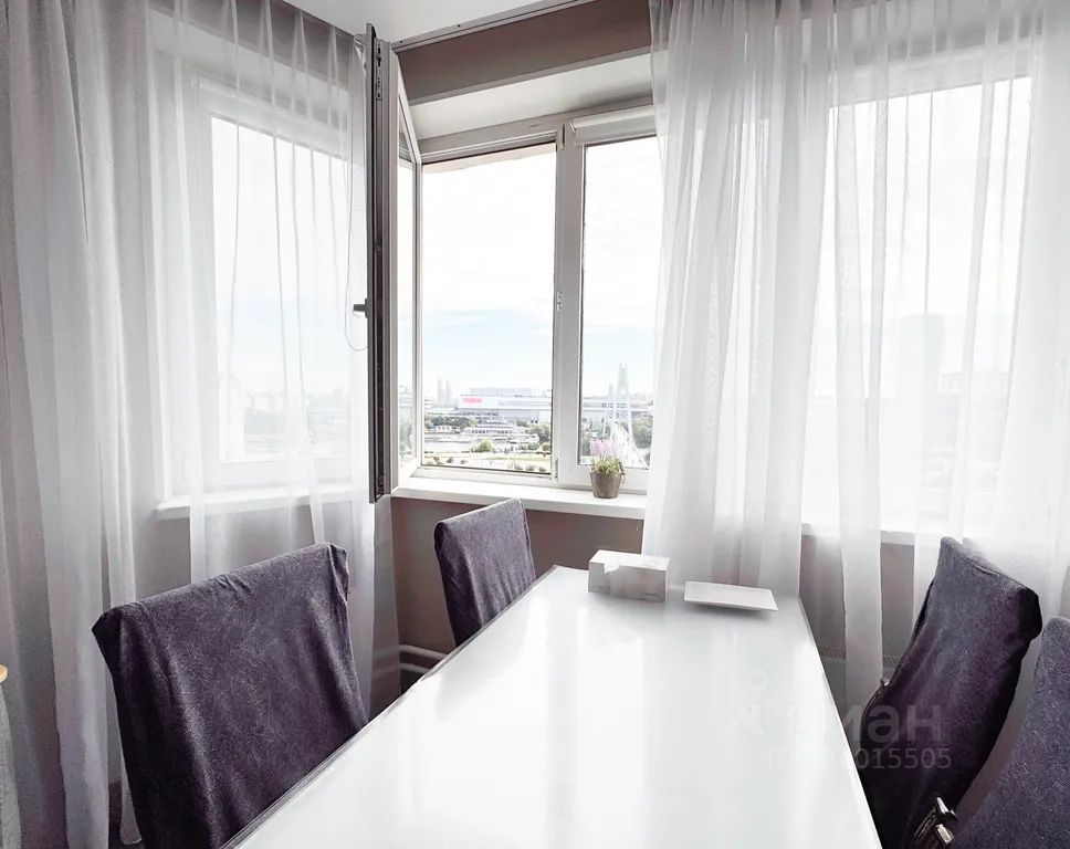 m. Myakinino: Apartment, 2-rooms