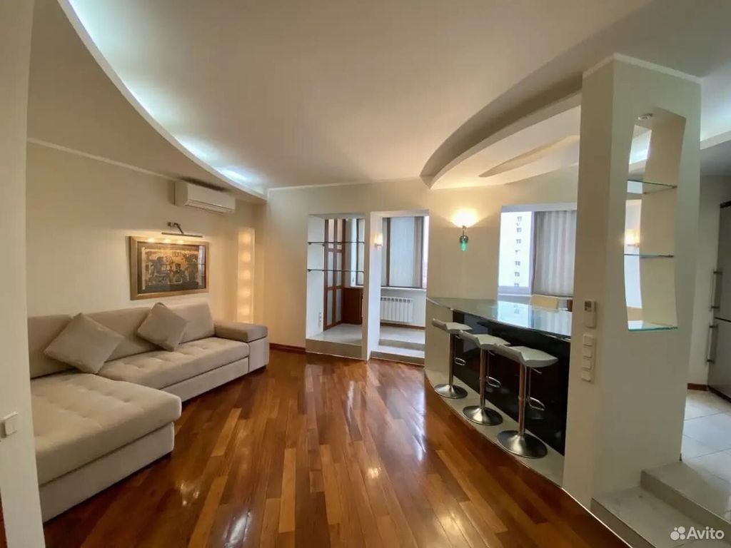 m. Baumanskaya: Apartment, studio