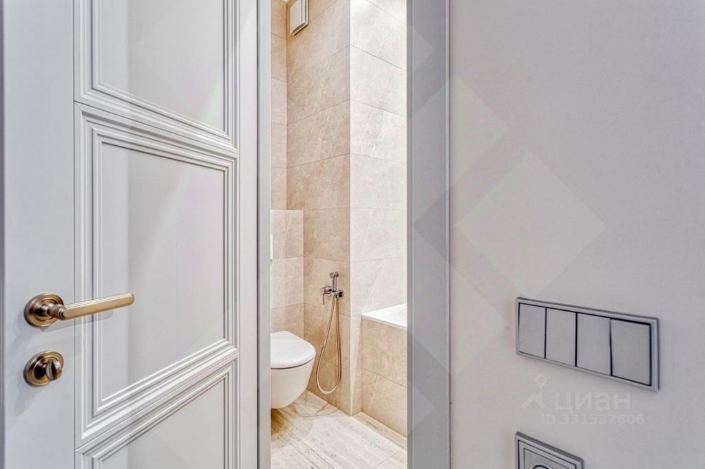 m. Aminyevskaya: Apartment, 3-rooms