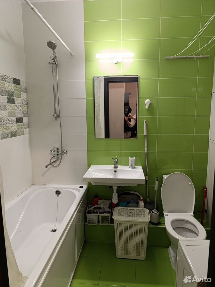 m. Lukhmanovskaya: Apartment, 1-rooms