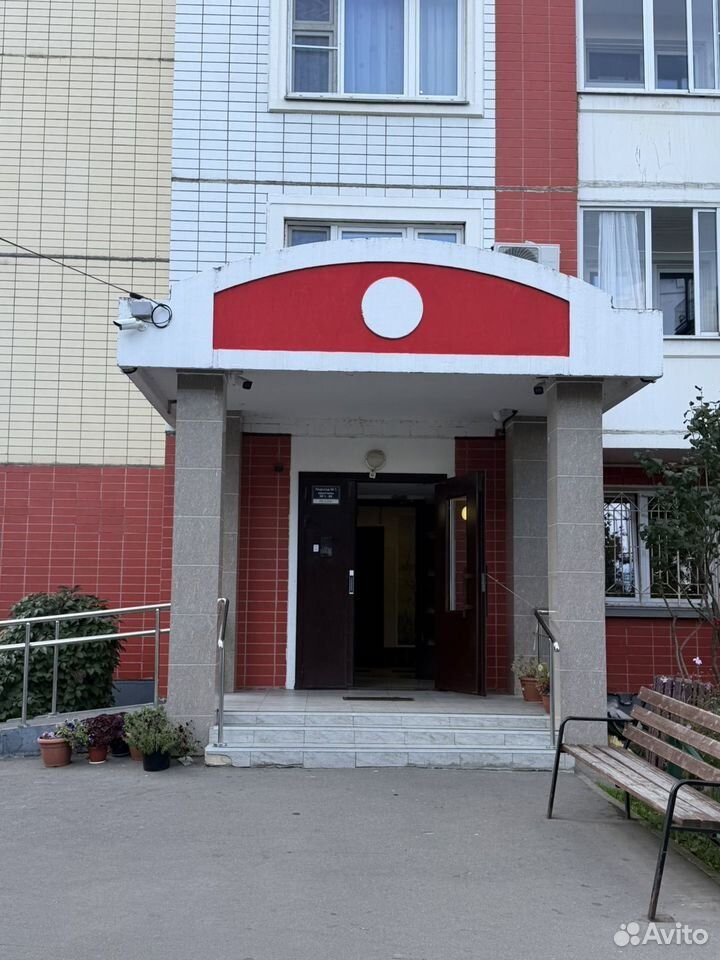 m. Levoberezhnaya: Apartment, 2-rooms