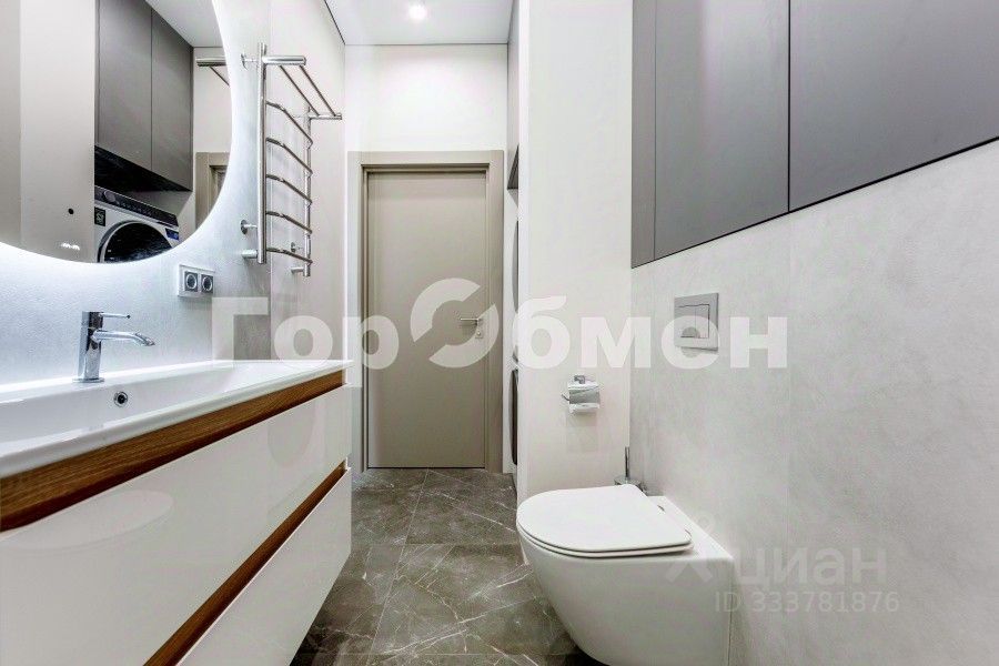 m. ZIL: Apartment, 1-rooms