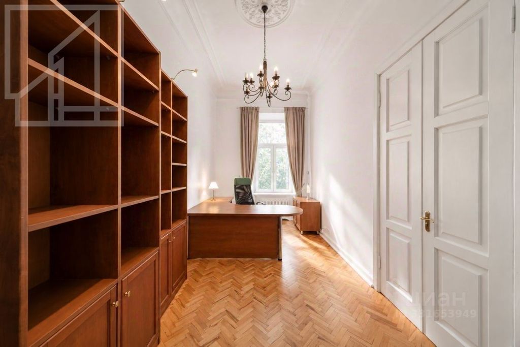m. Kitay-gorod: Apartment, 4-rooms
