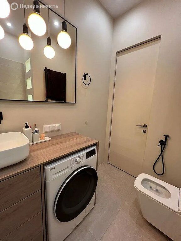 m. Aminyevskaya: Apartment, 2-rooms
