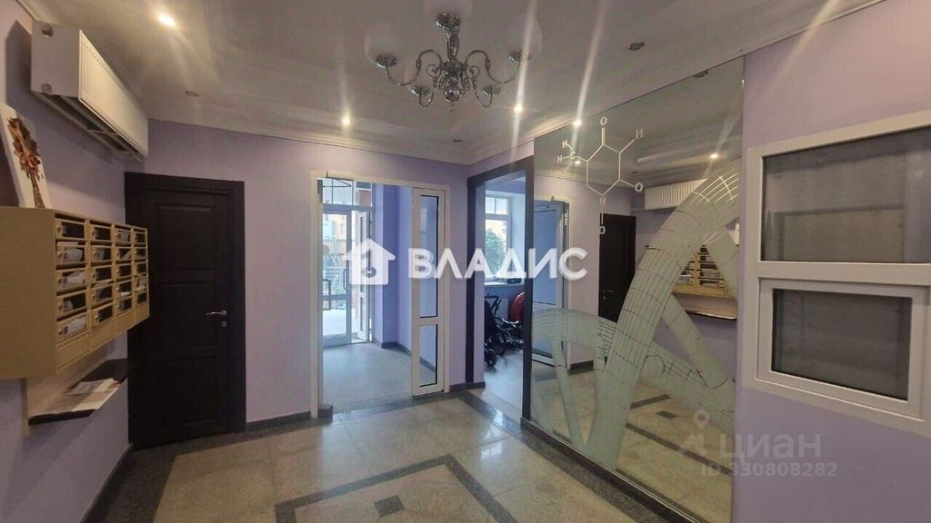 m. Solnechnaya: Apartment, 3-rooms