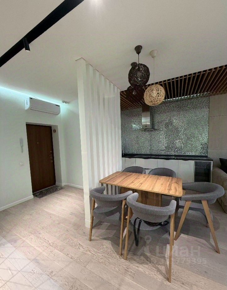 m. Tulskaya: Apartment, 2-rooms
