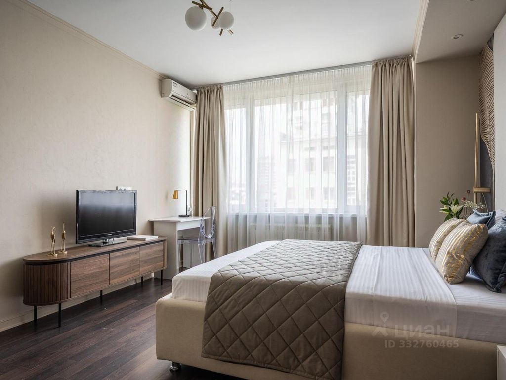 m. Smolenskaya: Apartment, 1-rooms