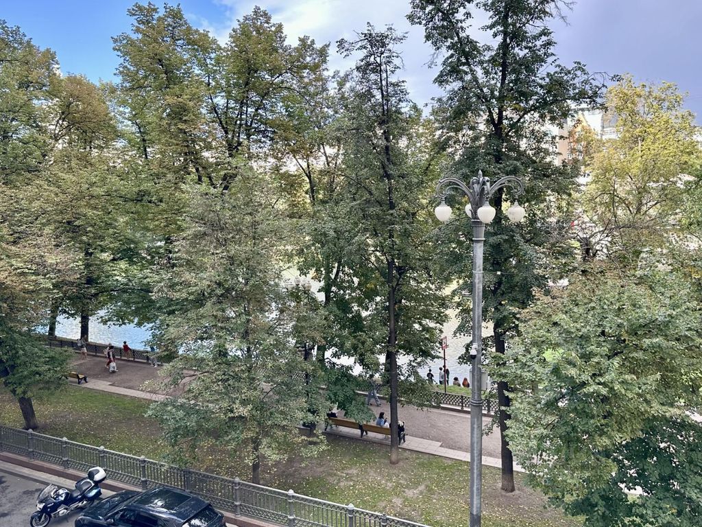 m. Barrikadnaya: Apartment, 2-rooms