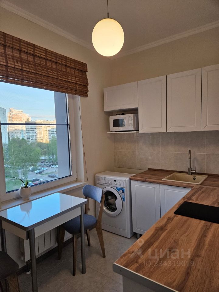 m. Prospekt Vernadskogo: Apartment, 1-rooms