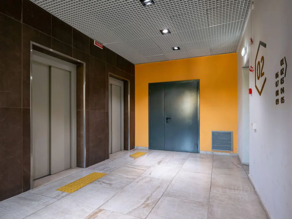 m. Kuzminki: Apartment, 2-rooms