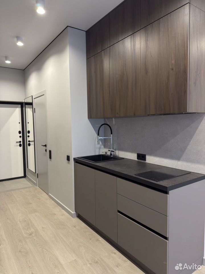 m. Zorge: Apartment, studio