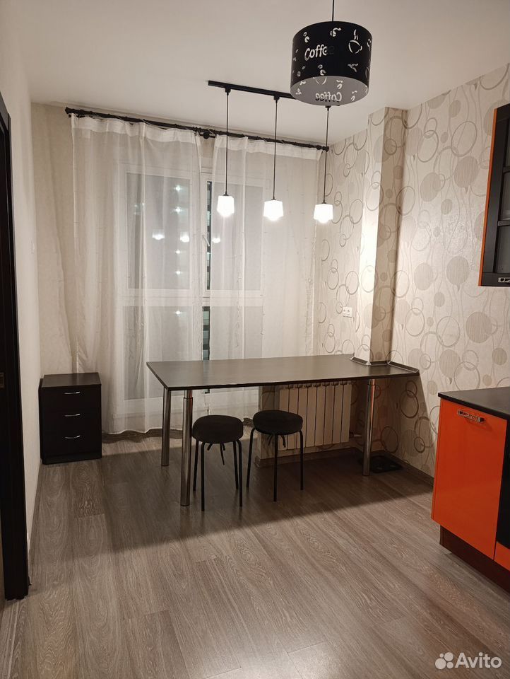 m. Lukhmanovskaya: Apartment, 1-rooms