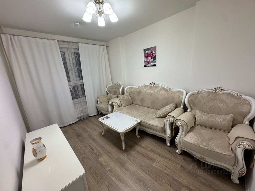 m. Nekrasovka: Apartment, 3-rooms