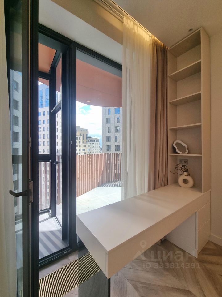 m. Avtozavodskaya: Apartment, 3-rooms