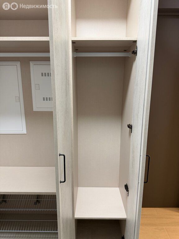 m. Serp i Molot: Apartment, 1-rooms