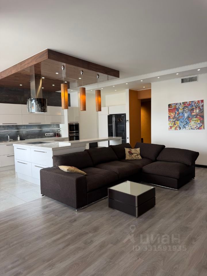 m. Grazhdanskaya: Apartment, 3-rooms