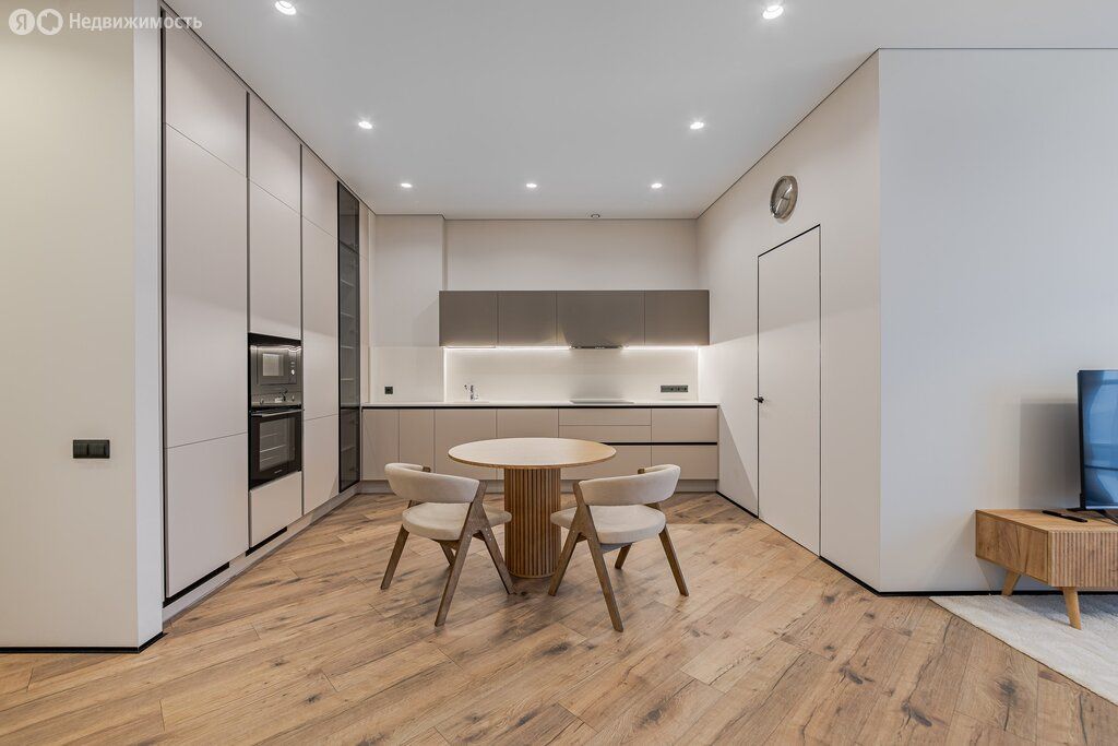 m. Khimki: Apartment, 3-rooms