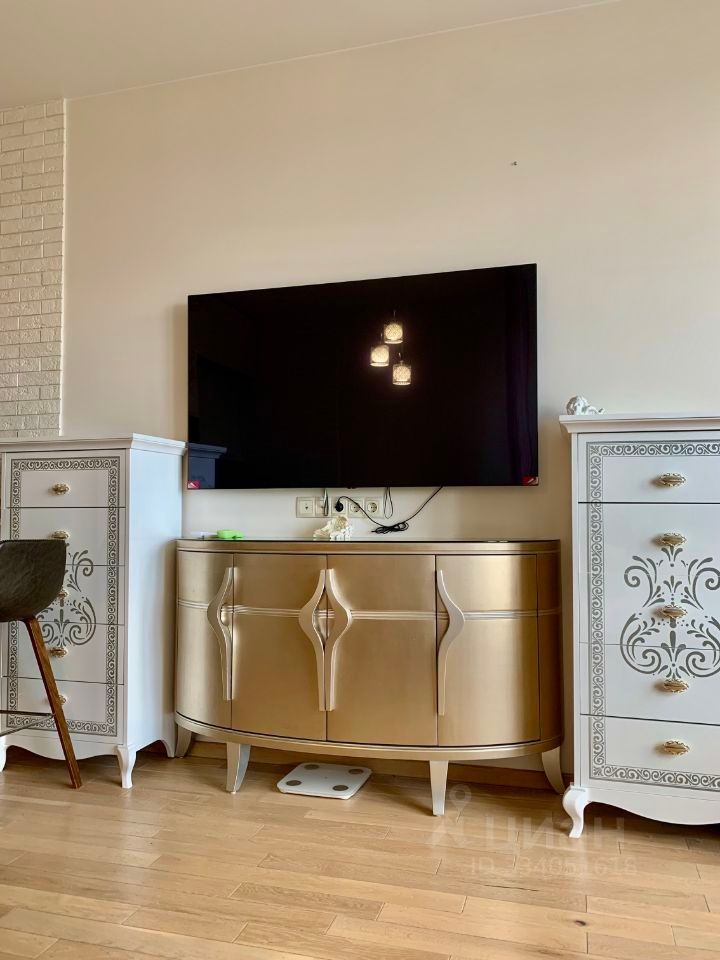 m. Shelepikha: Apartment, studio