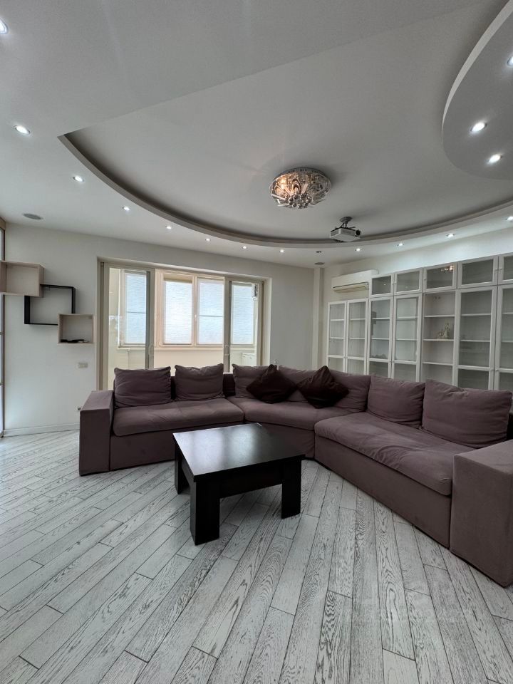 m. Opalikha: Apartment, 3-rooms