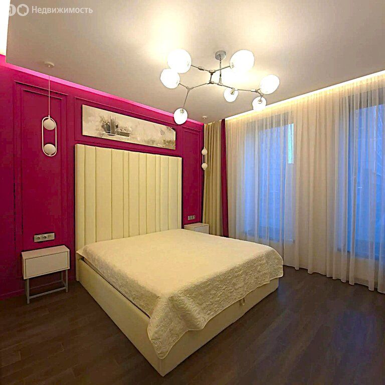 m. Molodezhnaya: Apartment, 2-rooms