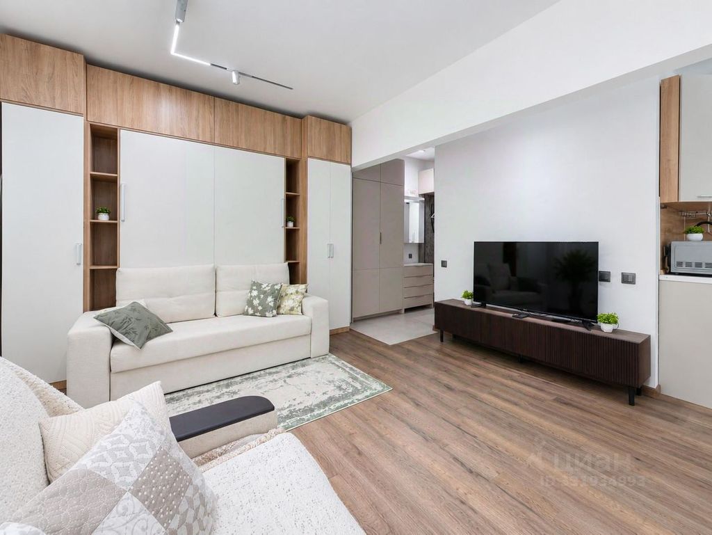 m. Krasnopresnenskaya: Apartment, studio
