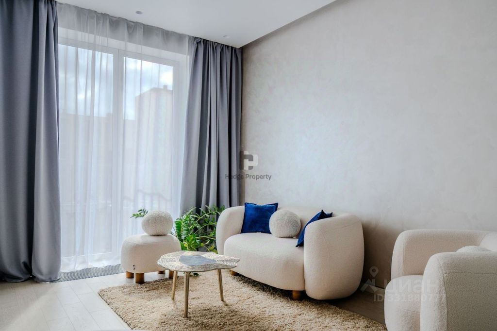 m. ZIL: Apartment, 2-rooms