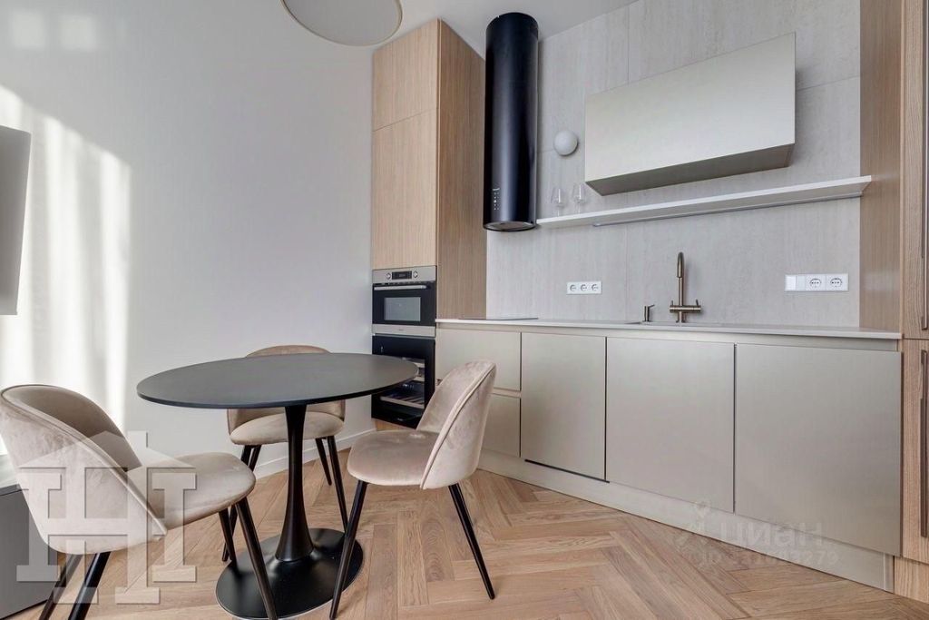 m. Shelepikha: Apartment, 2-rooms