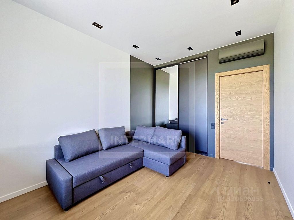 m. Grazhdanskaya: Apartment, 3-rooms