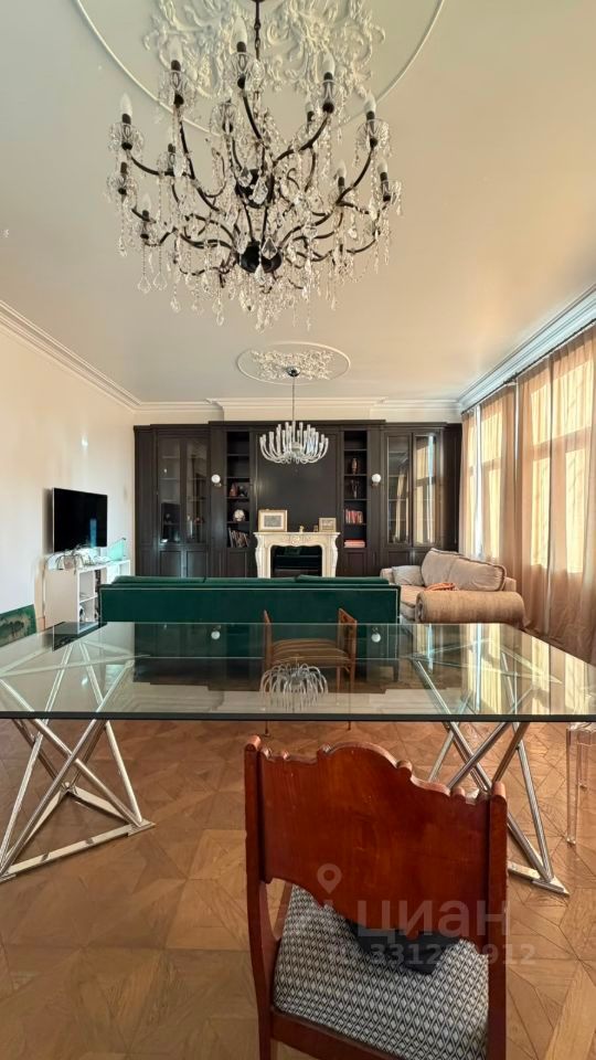 m. Chistye prudy: Apartment, 3-rooms
