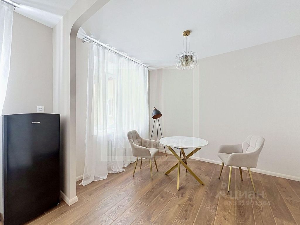 m. Barrikadnaya: Apartment, 2-rooms