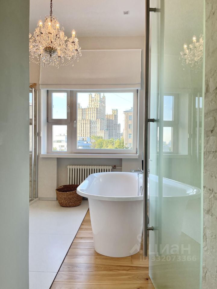 m. Barrikadnaya: Apartment, 2-rooms
