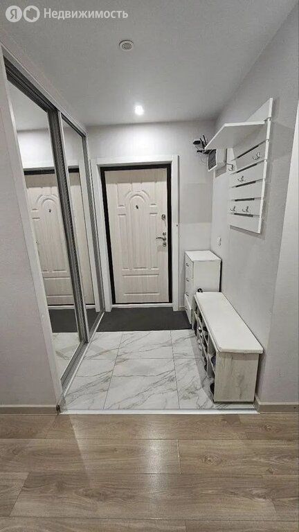m. Lyublino: Apartment, 2-rooms