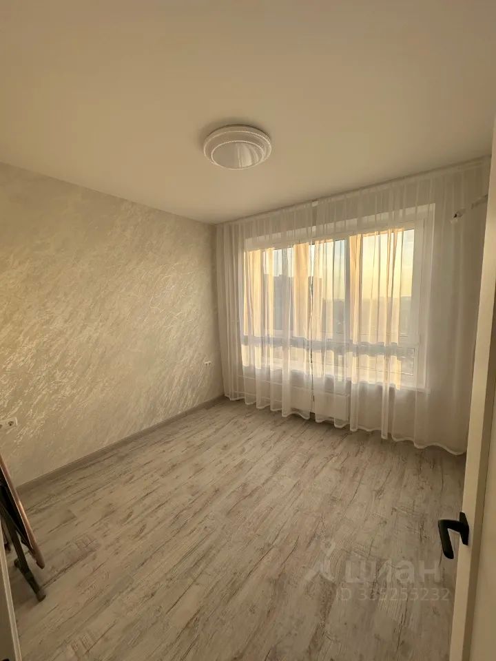 m. Bulvar Dmitriya Donskogo: Apartment, 2-rooms