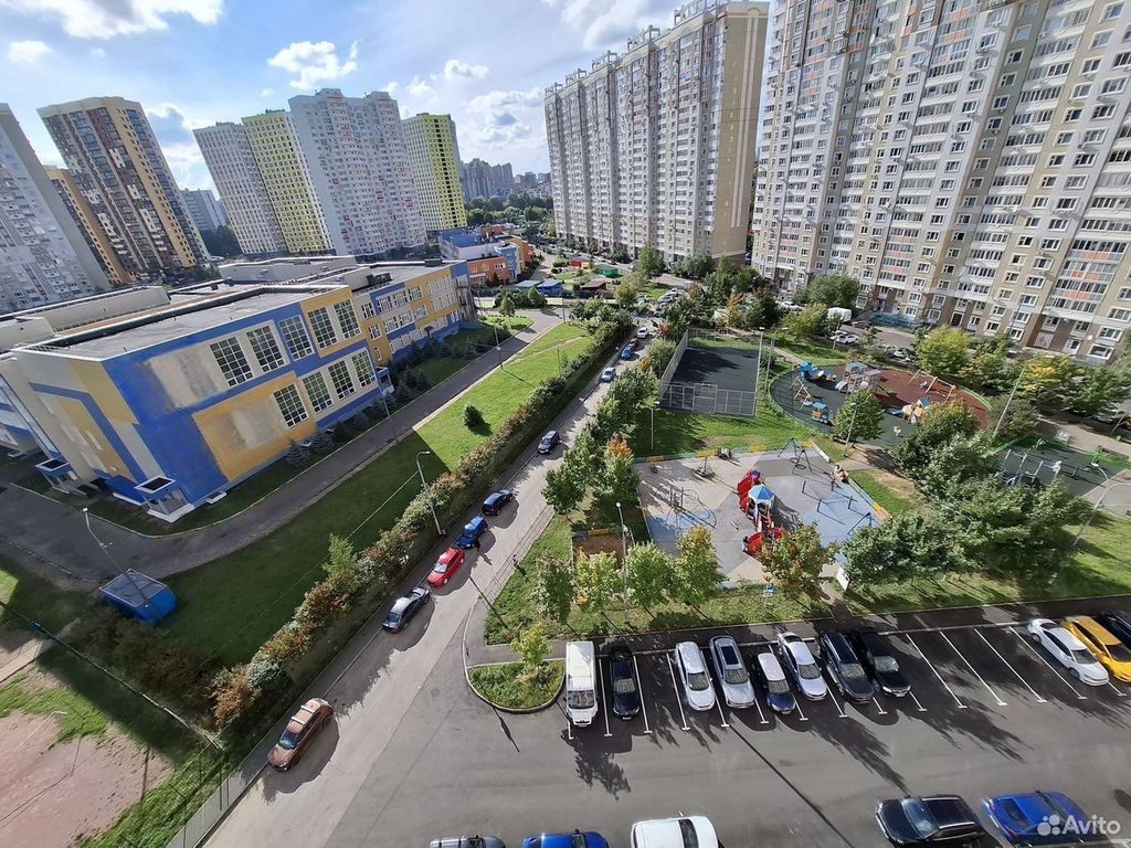 m. Levoberezhnaya: Apartment, 2-rooms